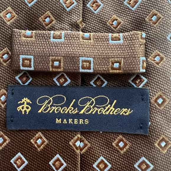 Brooks Brothers Necktie Brown Blue Square Motif Designer Geometric Pure Silk USA - Picture 2 of 6